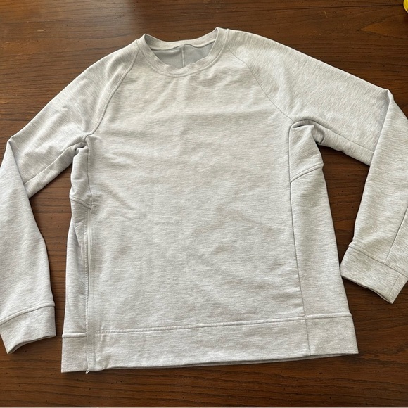 Lululemon Men's city sweat crew Gray Sweater M